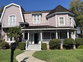 Munsters house on Colonial