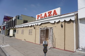 PLAZA - LA BREA