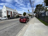 Enlarge photo 24