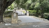 Enlarge photo 1
