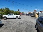 Enlarge photo 1