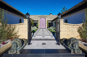 371 — Laurel Canyon