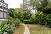 Enlarge photo 19