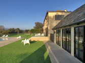 Enlarge photo 18