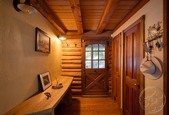 Enlarge photo 11