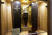 Enlarge photo 147