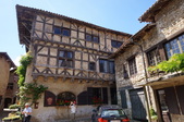 Enlarge photo 106
