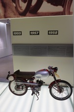 Enlarge photo 129