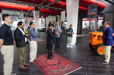 Enlarge photo 13