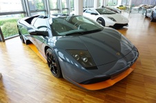 Enlarge photo 68
