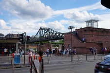 Enlarge photo 69