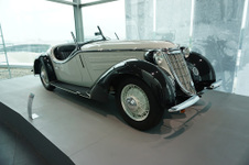 Enlarge photo 113
