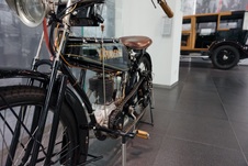 Enlarge photo 135