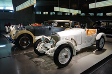 Enlarge photo 256