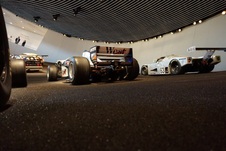 Enlarge photo 199