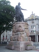Enlarge photo 1