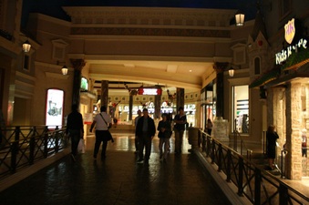 Enlarge photo 32