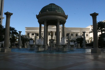Enlarge photo 1