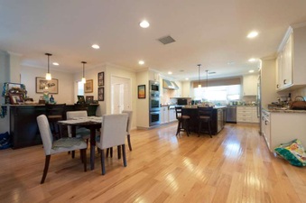 Enlarge photo 20