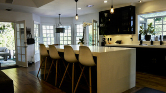 Enlarge photo 23