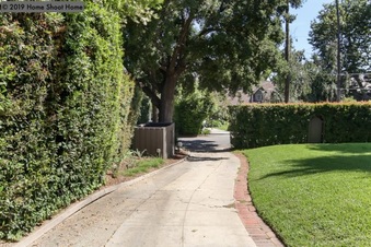 Enlarge photo 21