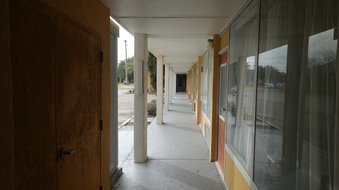 Enlarge photo 14