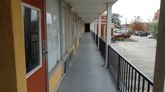 Enlarge photo 36