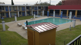Enlarge photo 38