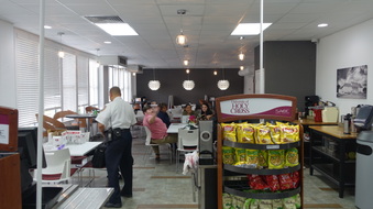Enlarge photo 33
