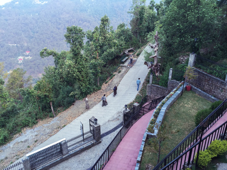 Enlarge photo 18
