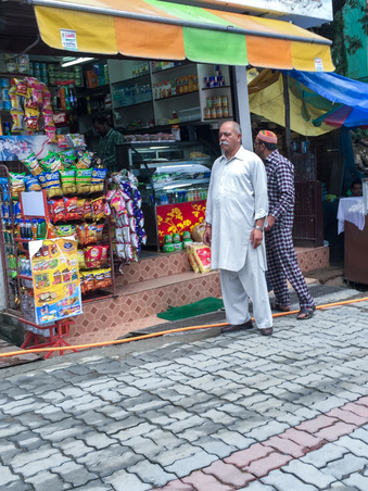 Enlarge photo 108