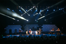 Enlarge photo 382
