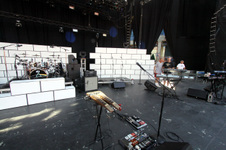 Enlarge photo 211