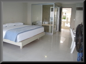Enlarge photo 59