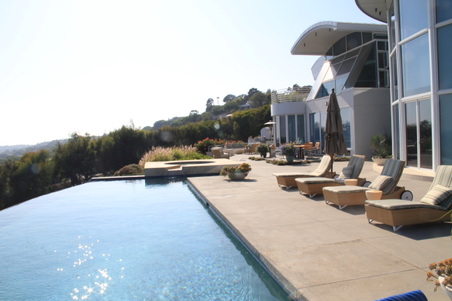 273326 Winding Way