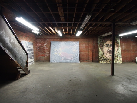 Enlarge photo 200