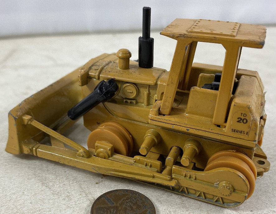 Vintage 1970's Ertl International td 20 Series E Bulldozer 3 1/2