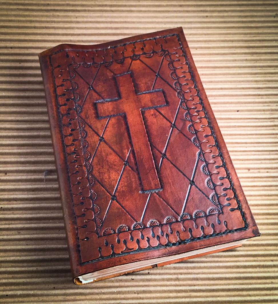 leather%20bible-2.jpg