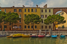 Enlarge photo 33