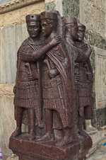 Enlarge photo 48