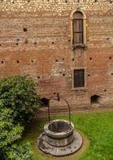 Enlarge photo 38