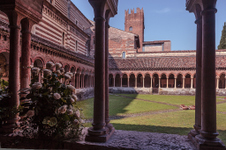 Enlarge photo 46