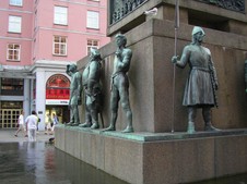 Enlarge photo 19