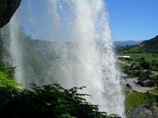 Enlarge photo 48