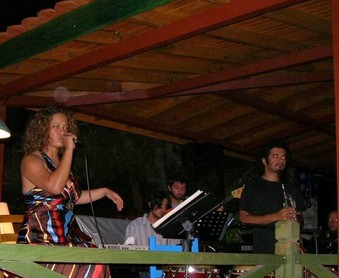 Enlarge photo 13