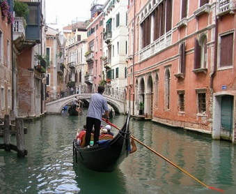 Enlarge photo 21