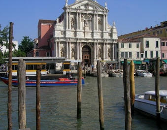 Enlarge photo 29