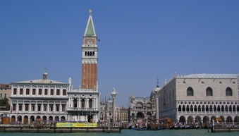 Enlarge photo 30