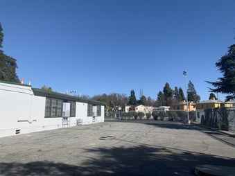Enlarge photo 68