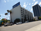 15720 Ventura Blvd.